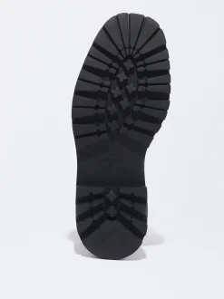 Parfois Botas e Botins*Botas Sola Track Com Atacadores | Preto