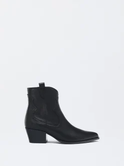 Parfois Pele|Botas e Botins*Exclusivo Online - Botins Cowboy Em Pele | Preto