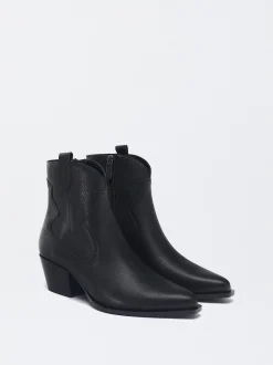 Parfois Pele|Botas e Botins*Exclusivo Online - Botins Cowboy Em Pele | Preto