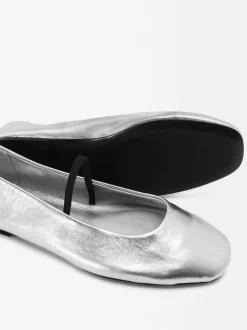 Parfois Pele|Sapatos Rasos*Sabrinas De Pele | Prateado