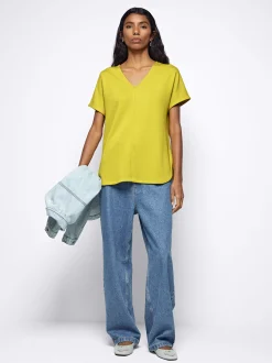 Parfois Básicos|Tops e T-shirts*T-Shirt Básica Decote Em Bico Preto | Amarelo